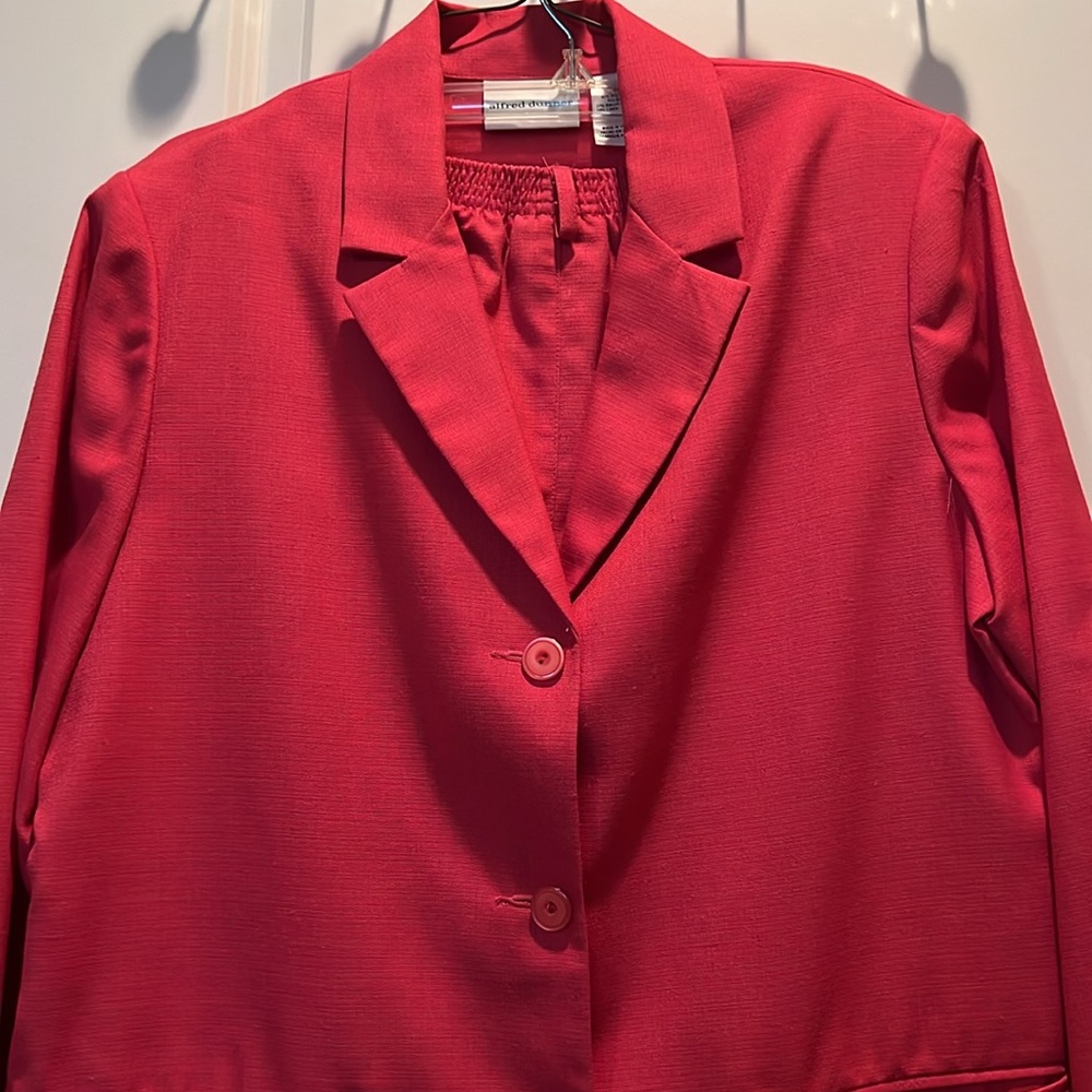 Alfred Dunner skirt suit, pink/watermelon elephant color, size 12 - Picture 3 of 7